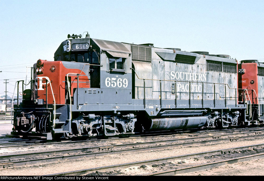 Southern Pacific GP35 SP #6569